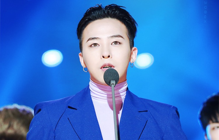 G-Dragon of Big Bang in Gaon Chart Music Awards 2016