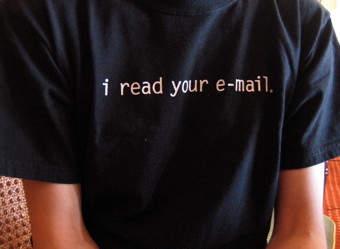 T-shirt: 'I Read Your Email'
