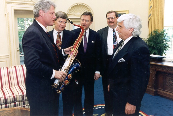 sax15