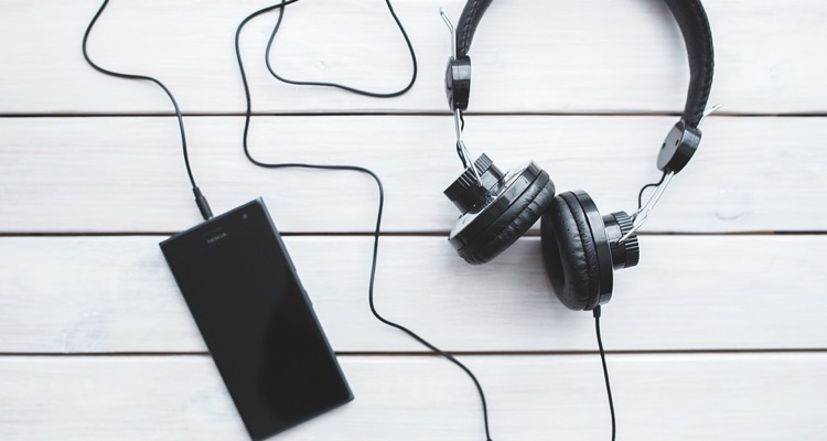 68% Smartphone Users Streaming Music Daily, Study Finds
