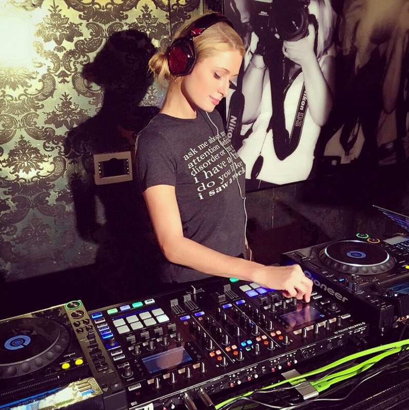 hiltonDJ