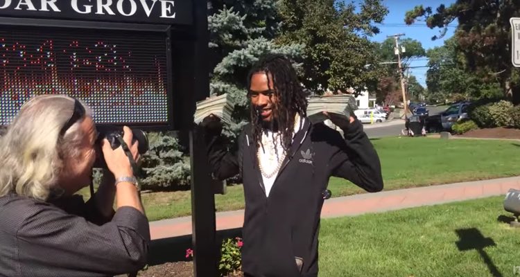 Fetty Wap Flashes $165,000 In Public