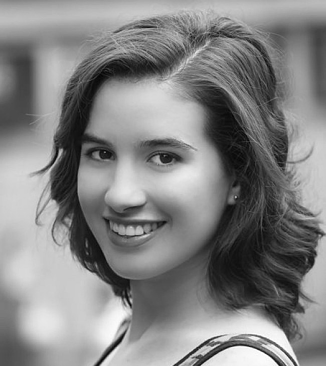 Rockettes dancer Phoebe Pearl