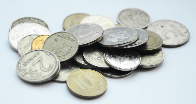 Russian Rubles. Can Blockchain-based IPChain Clean Up a Dirty Russian Music Industry?