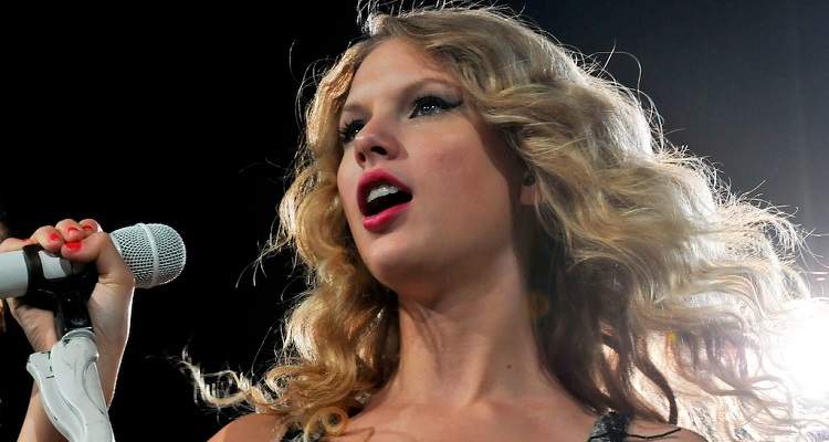 Spotify Says Taylor Swift Is 'Increasing Piracy' and 'Setting the Industry Back'