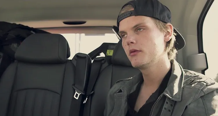 'Avicii: True Stories' shows a clearly exhausted Avicii preparing for a show - one day after major surgery.