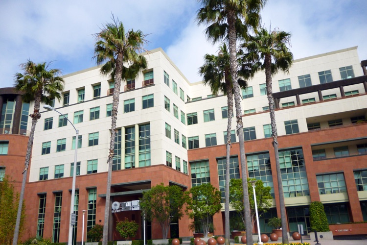 Universal Music Group (UMG) headquarters, Santa Monica, CA (photo: coolcaesar CC 3.0)