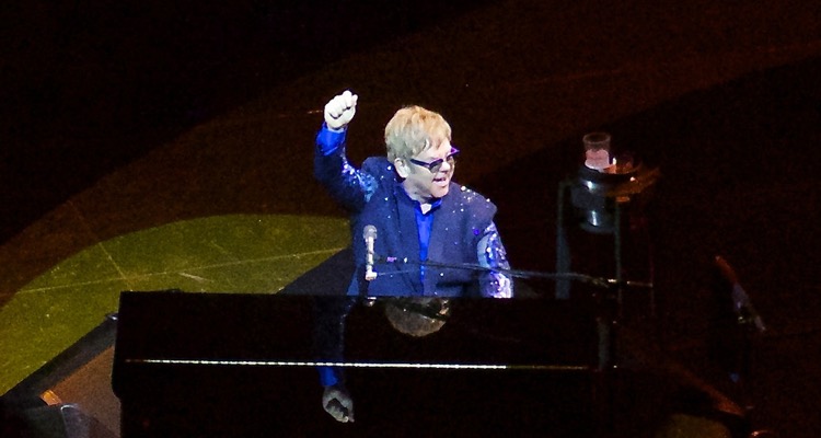 Elton John coronavirus