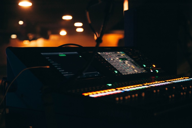 AI Music: Who's really behind the deck?