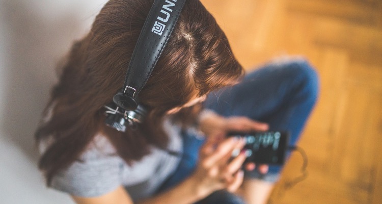 Songwriters, Artists Intensify Their Fight Against Spotify, Google, Pandora, Amazon Over Music Streaming Royalties