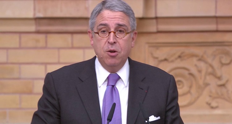 VIvendi CEO and Chairman Arnaud de Puyfontaine speaking in 2017