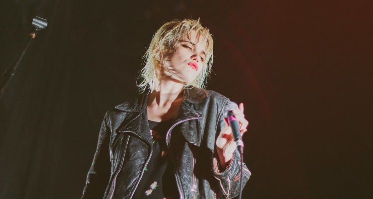 Defending Taylor Swift, Sky Ferreira Claims Music Industry Forces Underage Singers into Exploitative Contracts