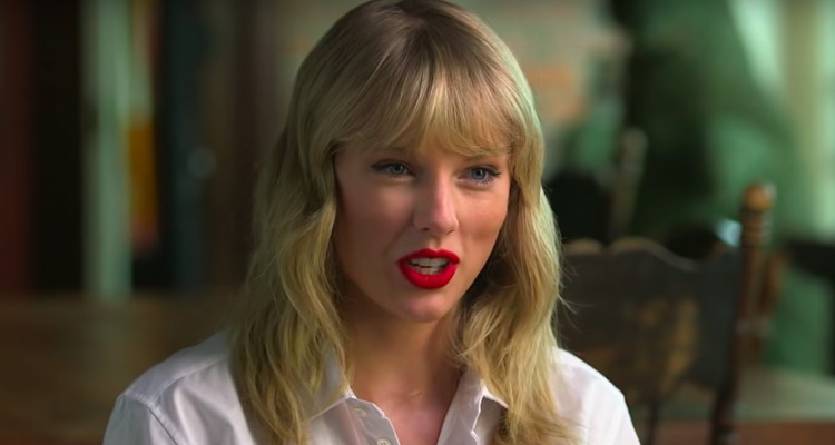 Taylor Swifts Lover Sells 1 Million Copies In China