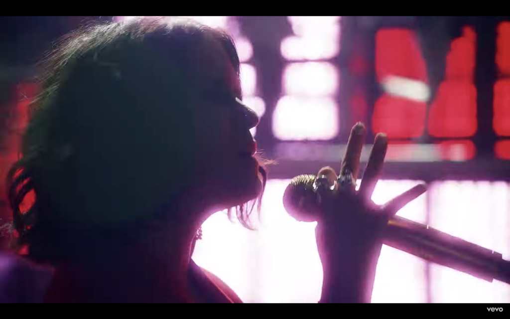 Best Singer Does Not Always Sing the Pop Hit