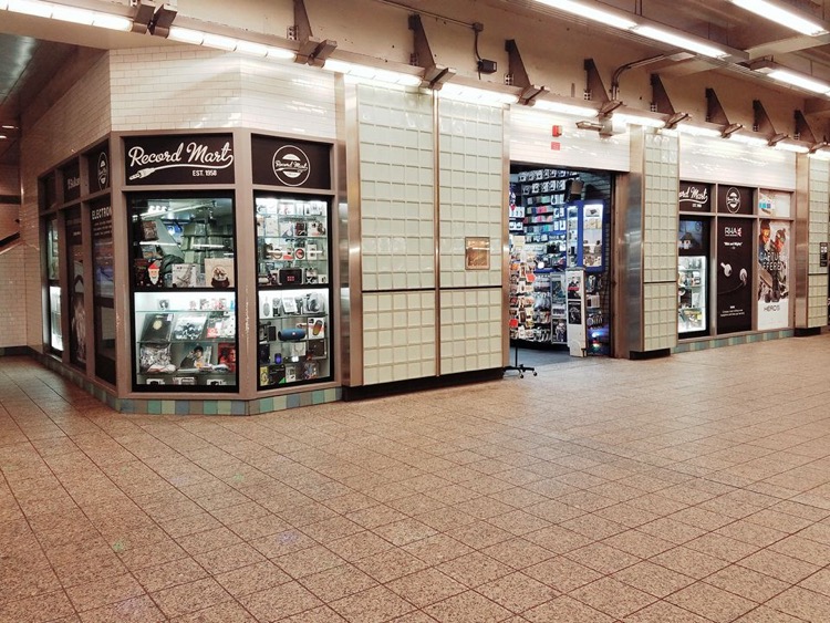 Record Mart prior to closing in the Times Square subway station, NYC (photo: Record Mart)