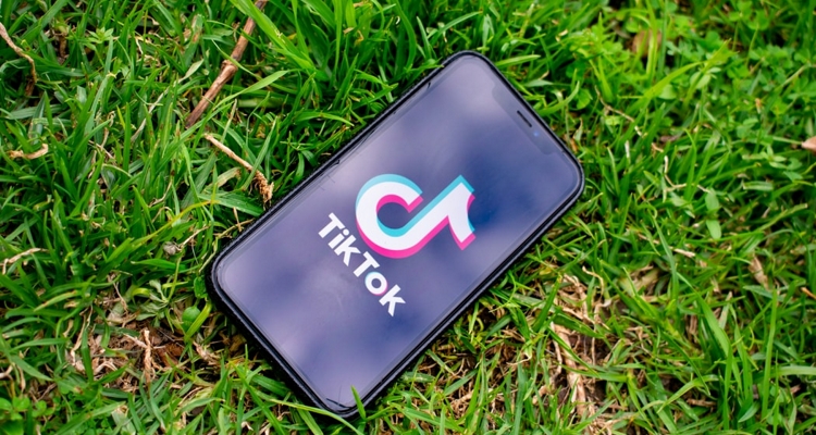 TikTok spying