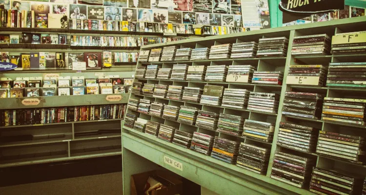 hardop Snooze Voorwaarden Do People Still Buy CDs? Yes, Millions Are Sold Every Year