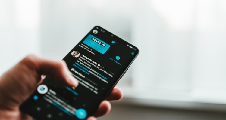 Twitter verify accounts