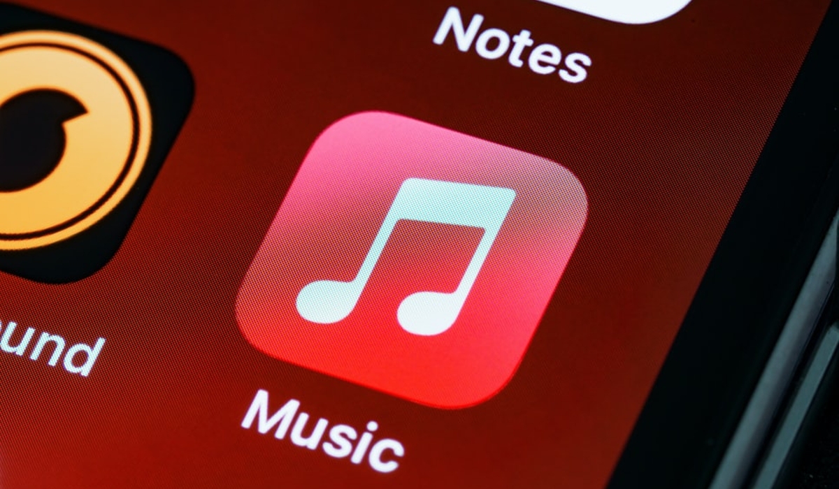 The Best Background Music Apps on iOS and Android