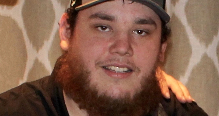 Luke Combs Confederate flag
