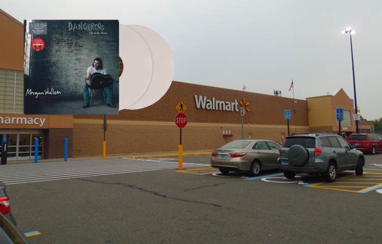 Walmart photo by JJBers Public (CC by SA 4.0)