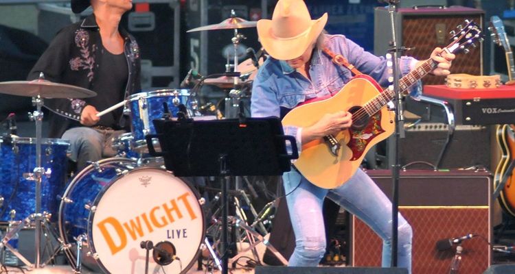 Dwight Yoakam copyright
