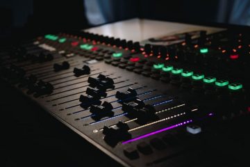 Spotify sells SoundBetter