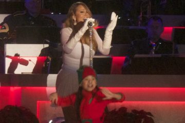 how much money does Mariah Carey make every Christmas