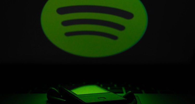 #ByeByeSpotify Neil Young removal