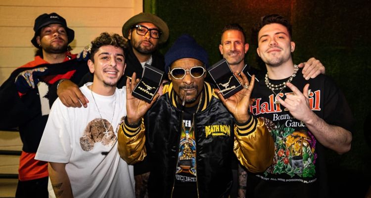 Snoop Dogg joins Faze Clan