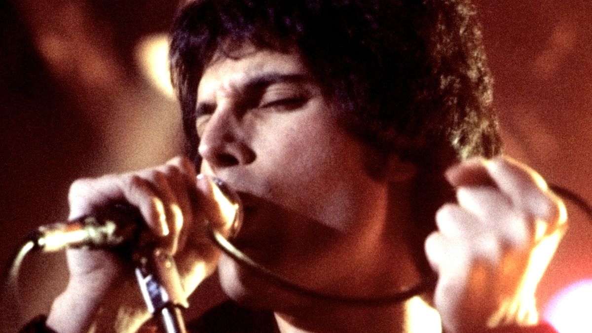 Universal Music Group Plots  Billion Queen Catalog Deal: Report
