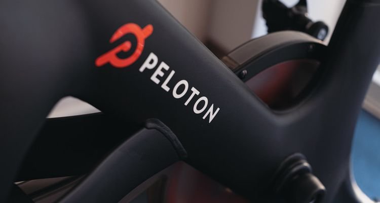 Peloton sales 2022