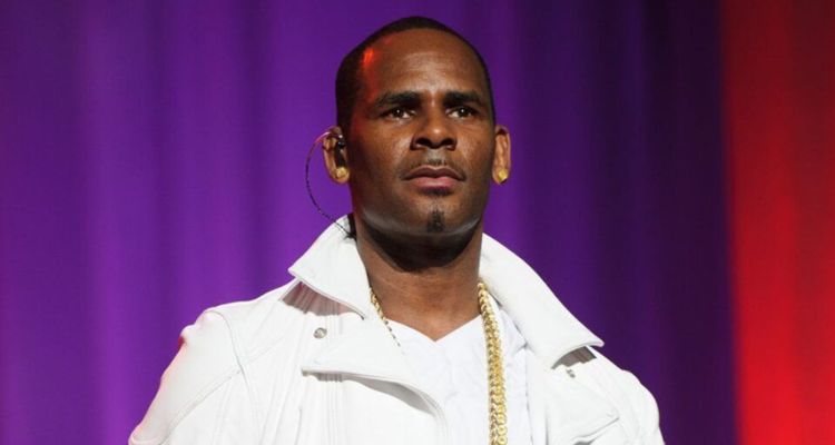 r kelly convicted child pornography charges