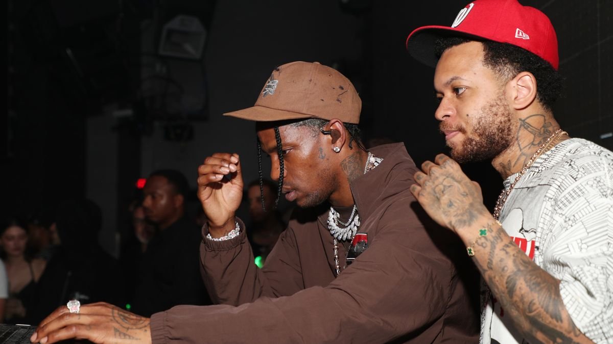 Travis Scott reaparece de nuevo, esta vez en el fin de semana de TwitchCon Travis Scott reaparece de nuevo, esta vez en el fin de semana de TwitchCon