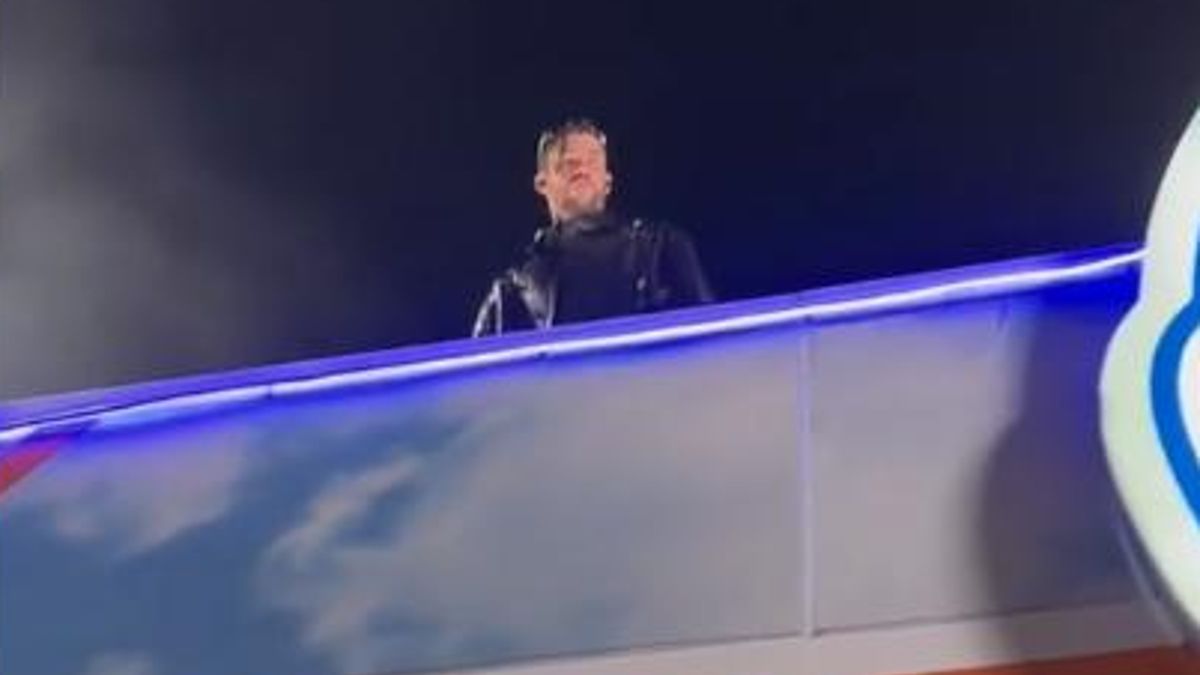 Bad Bunny Throws Surprise Concert on Gas Station in Puerto Rico