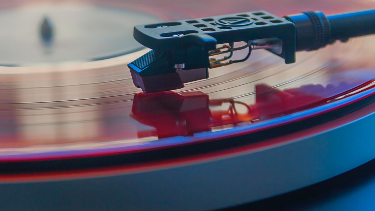 New Album Releases Lead a 15-Year Uptick in Vinyl LP Sales