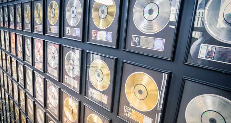 Taylor Swift platinum