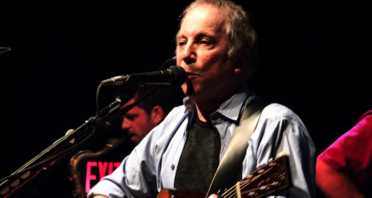 Paul Simon lost hearing