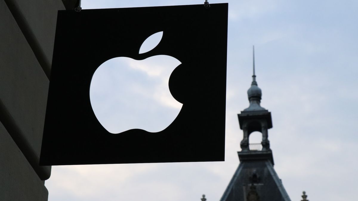Apple Plans Serious EU Pushback over Anti-Competitive Claims