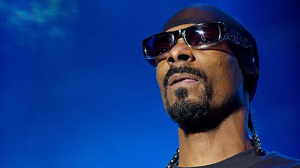 Snoop Dogg & Dr. Dre Postpone Hollywood Bowl Shows in Solidarity with WGA Writers Strike