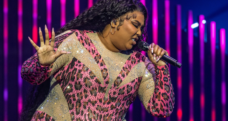 Lizzo dance crew