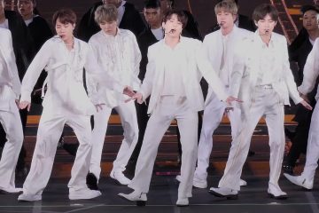 BTS's Answer Outfits Were Probably Inspired By These Pop Legends And You  Didn't Even Realize - Koreaboo