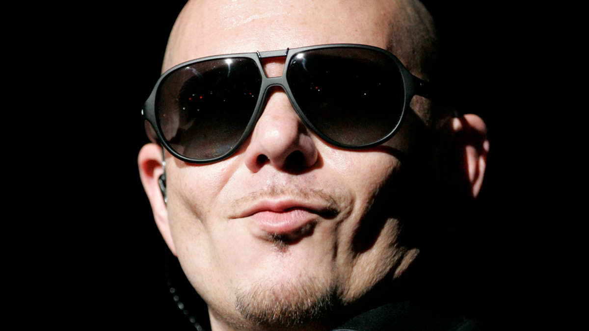 Pitbull Re-Inks with WME After Dumping Them in 2018