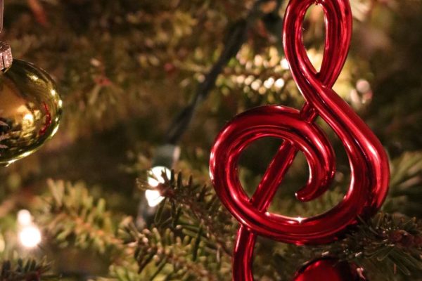 Christmas music radio