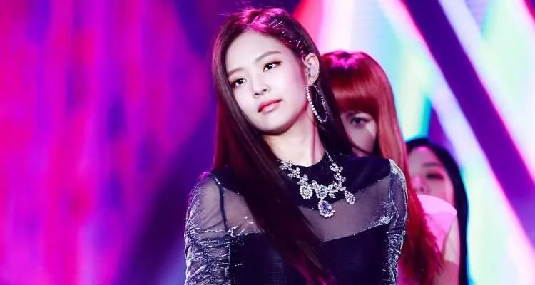 blackpink solo deals
