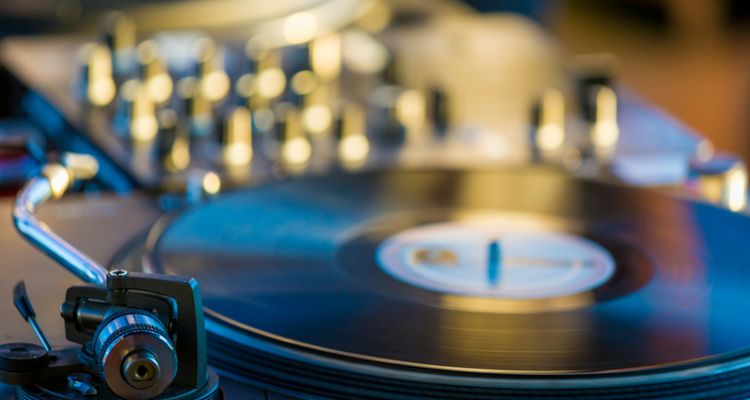 cremation vinyls trend 2024