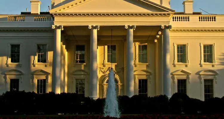 White House Taylor Swift AI photos comment