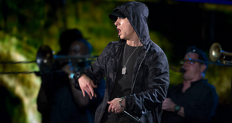 Eminem co-produce Stans