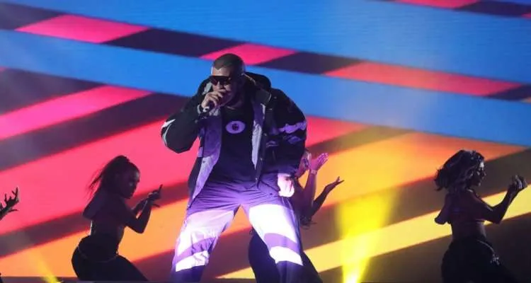 Bad Bunny Lawsuit Targets Fan Over &lsquo;Bootleg&rsquo; Concert Footage