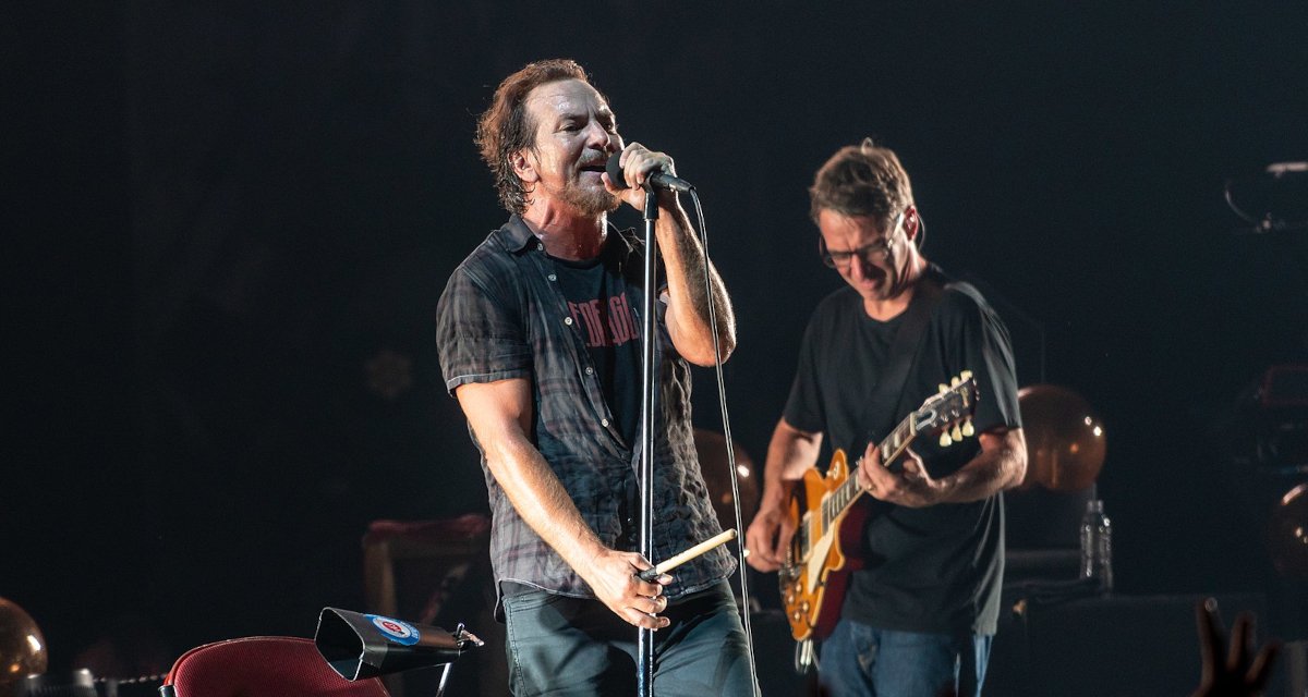 ‘Ripped Off’ Pearl Jam Fans Vent Amid Dramatic Ticket-Price Decline for London Stadium Show thumbnail